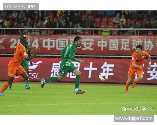 足球明星因言论引发争议直言中国引发网友热议与反思